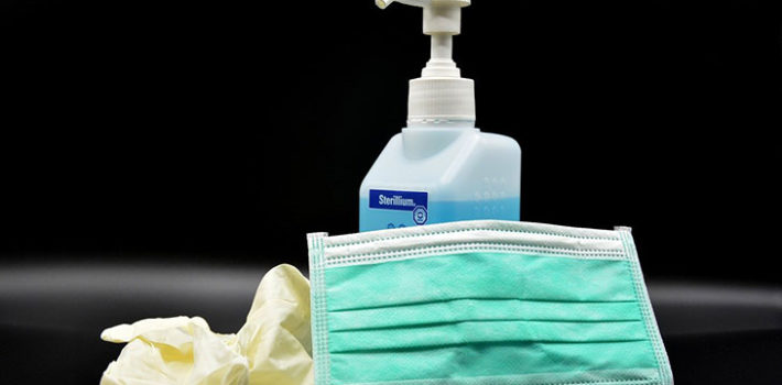 Dezinfekcia, rúško a rukavice